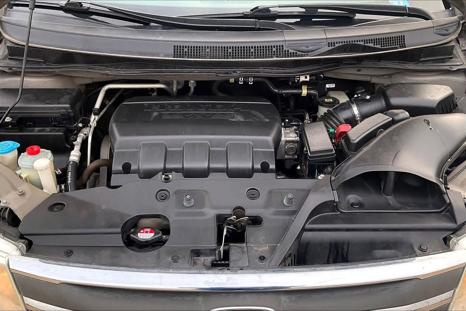 Thumbnail: 2011 Honda Odyssey - 8