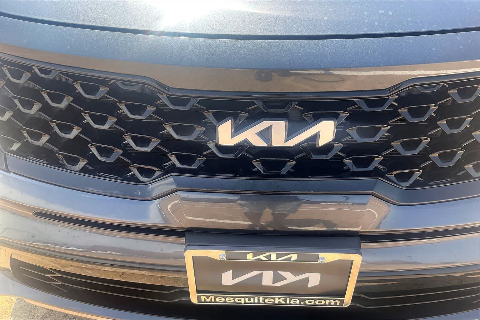 Thumbnail: 2023 Kia Sorento - 31