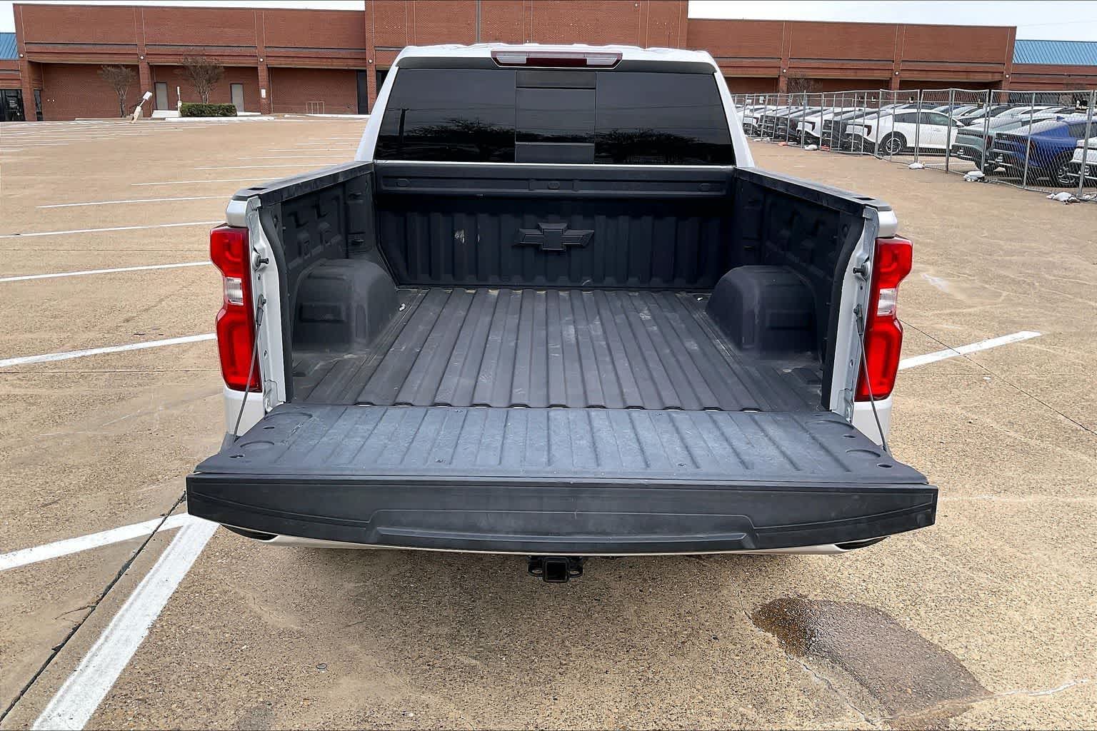 Thumbnail: 2019 Chevrolet Silverado 1500 - 18