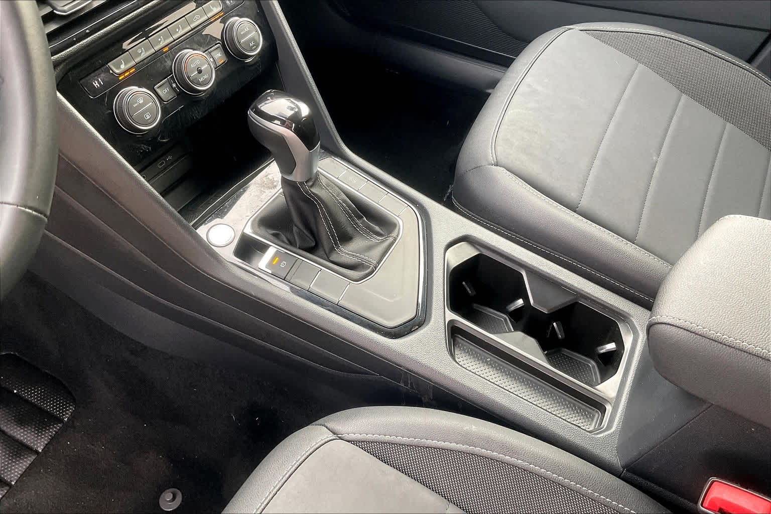 Thumbnail: 2024 Volkswagen Taos - 16