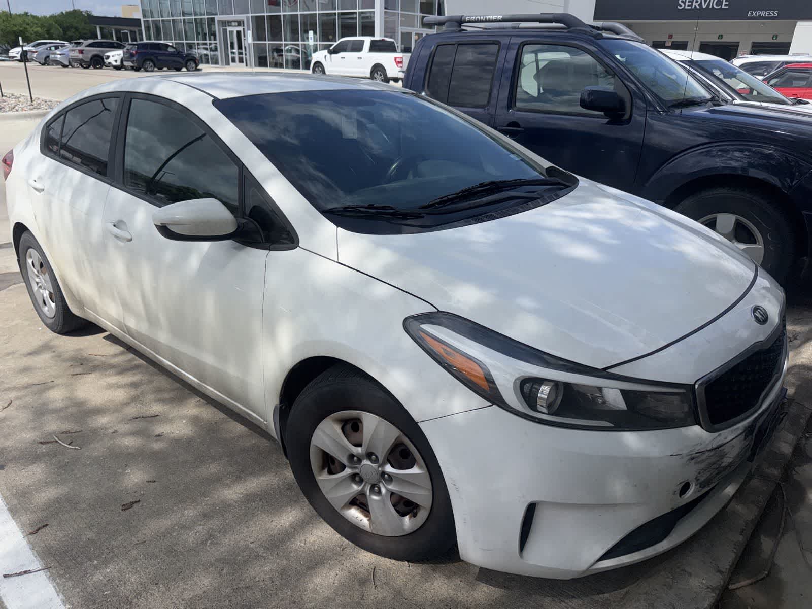 Thumbnail: 2017 Kia Forte - 2