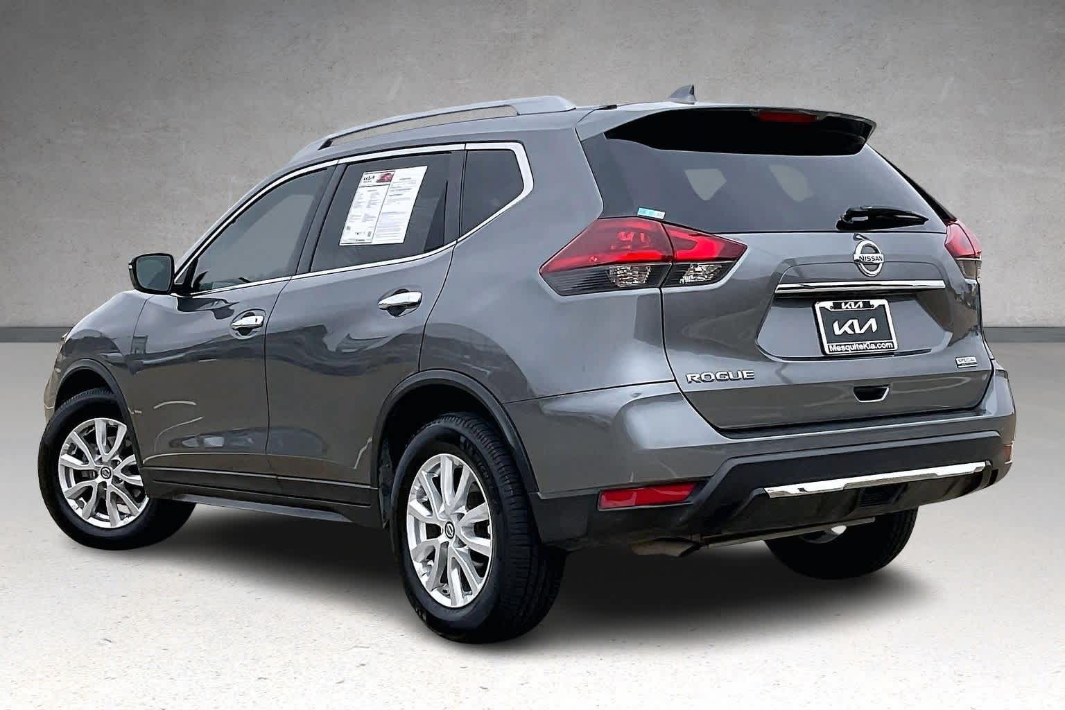 Thumbnail: 2019 Nissan Rogue - 4