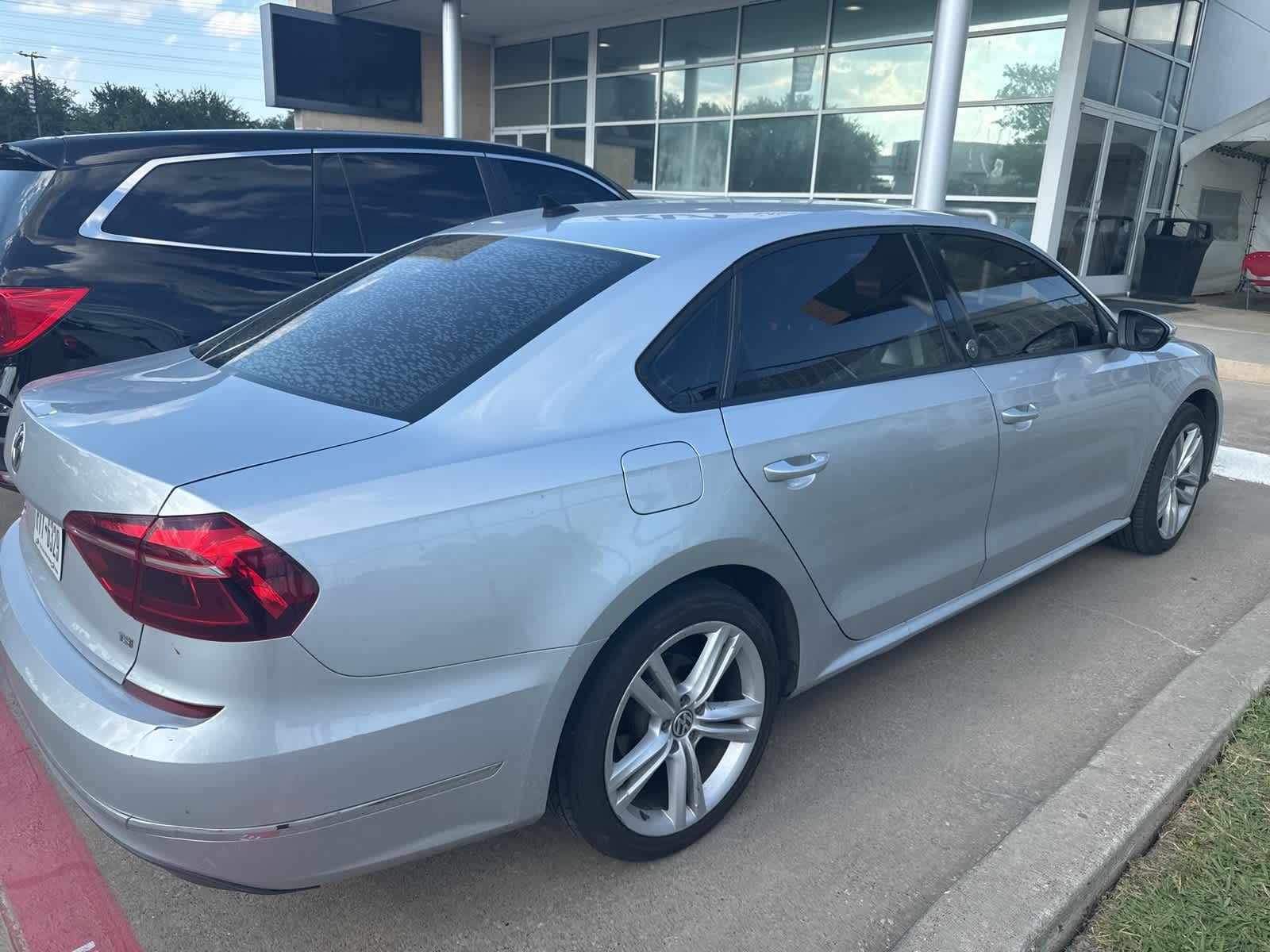 Thumbnail: 2019 Volkswagen Passat - 5