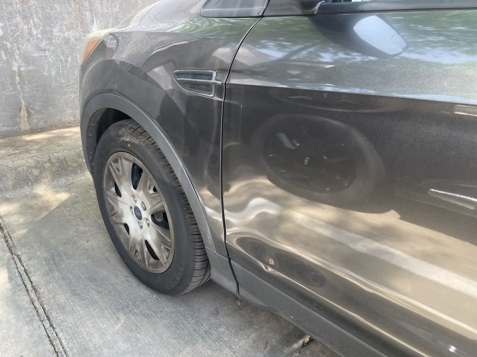 Thumbnail: 2015 Ford Escape - 4