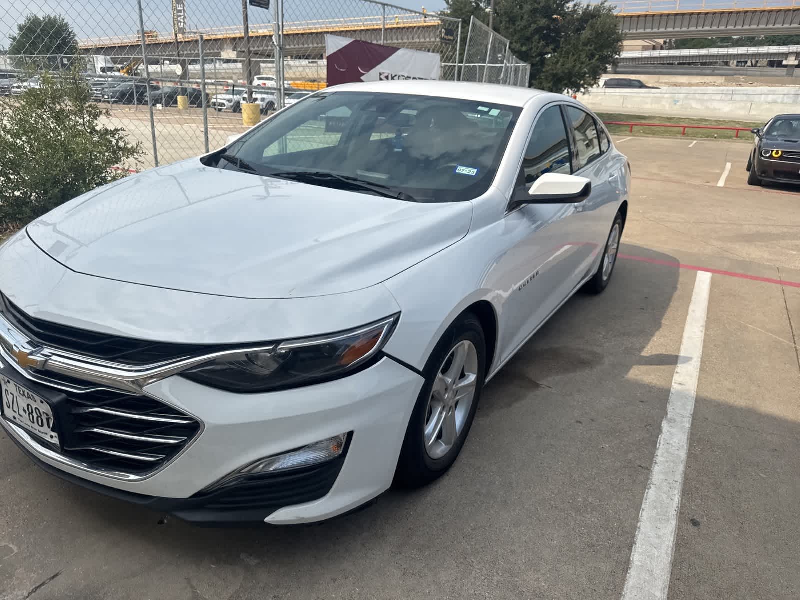 Thumbnail: 2020 Chevrolet Malibu - 2
