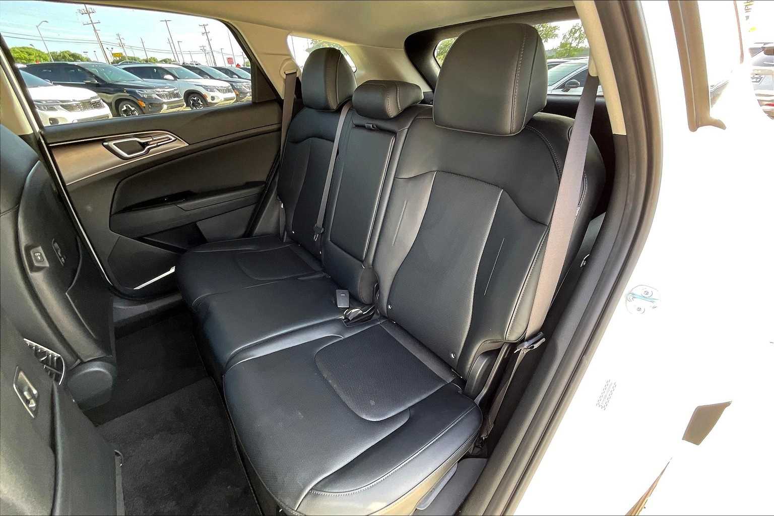 Thumbnail: 2025 Kia Sportage - 28