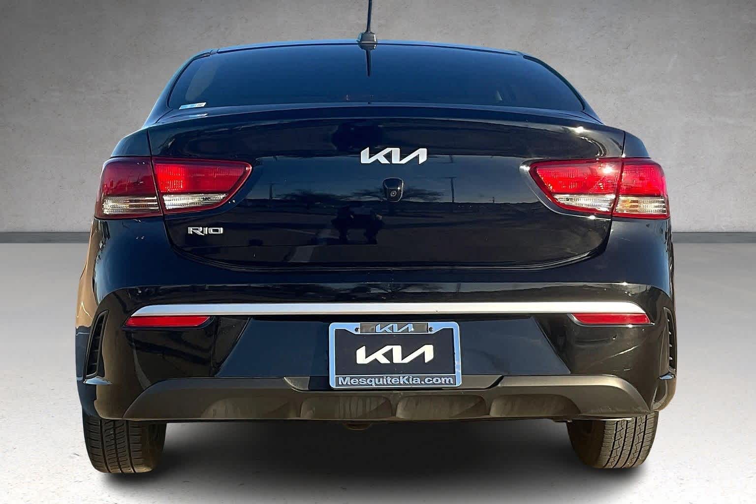 Thumbnail: 2023 Kia Rio - 5