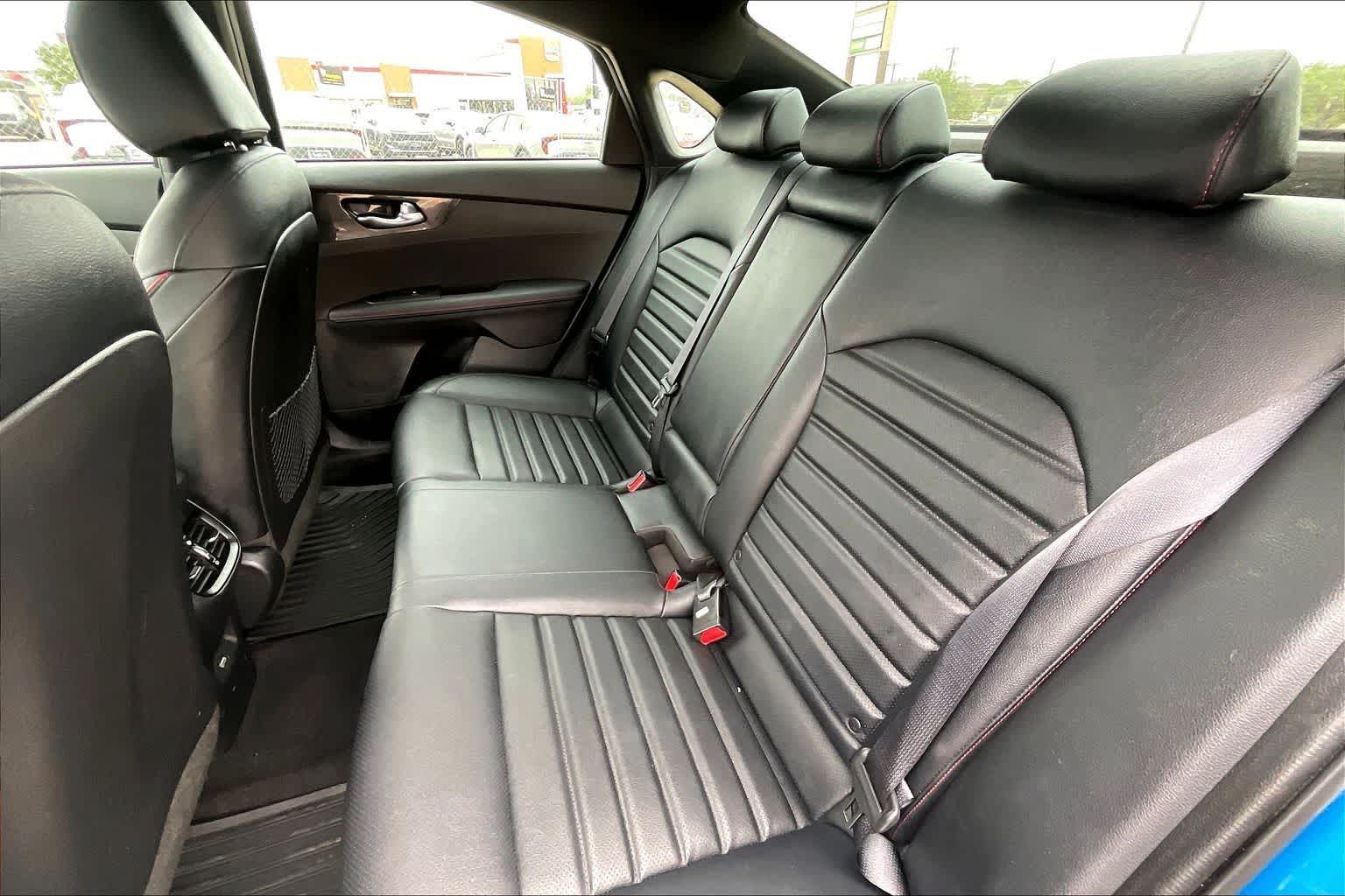 Thumbnail: 2023 Kia Forte - 29