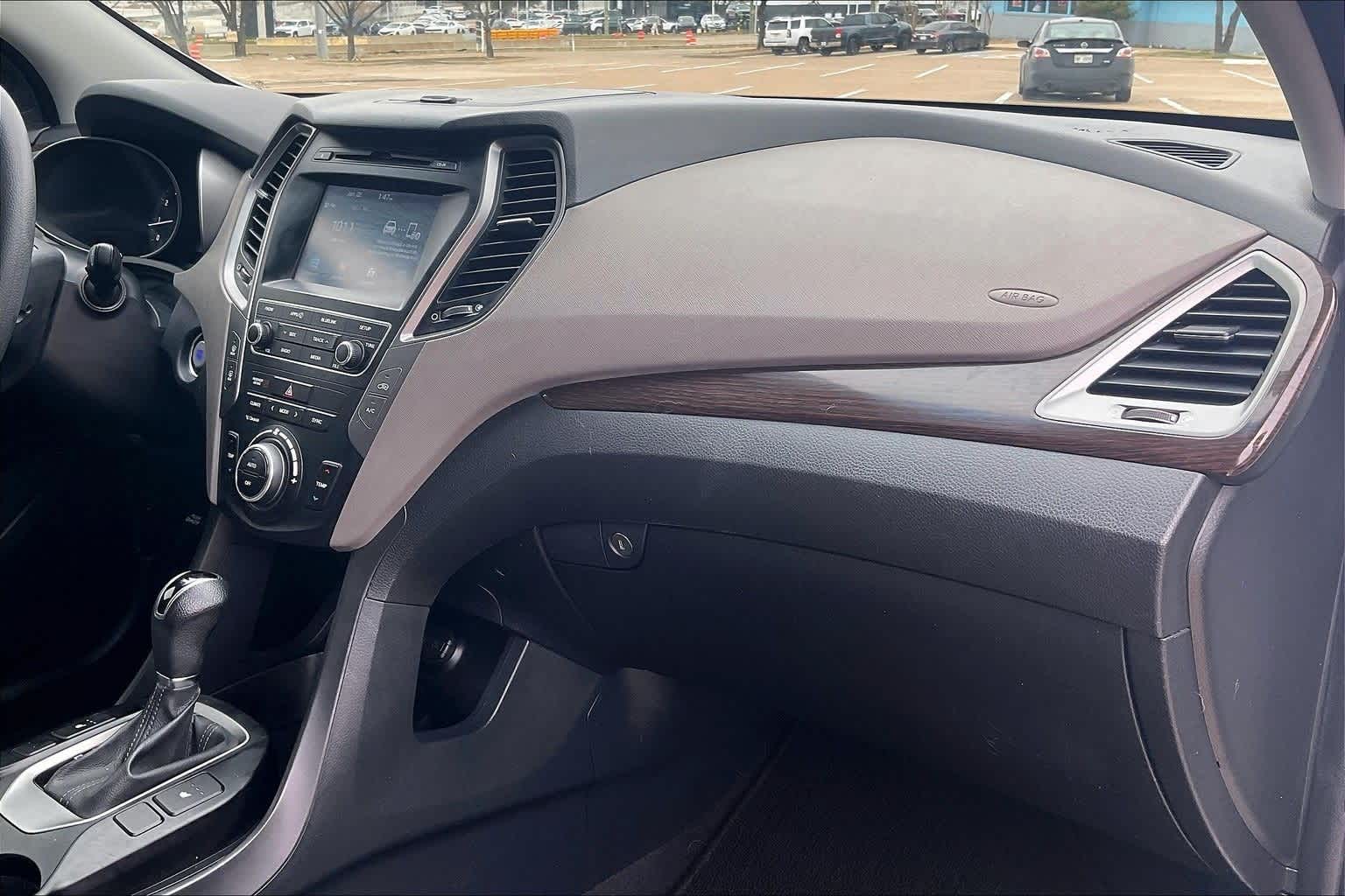 Thumbnail: 2017 Hyundai Santa Fe - 23