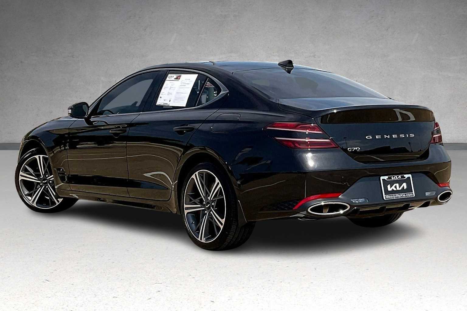 2025 Genesis G70 2.5T photo 4