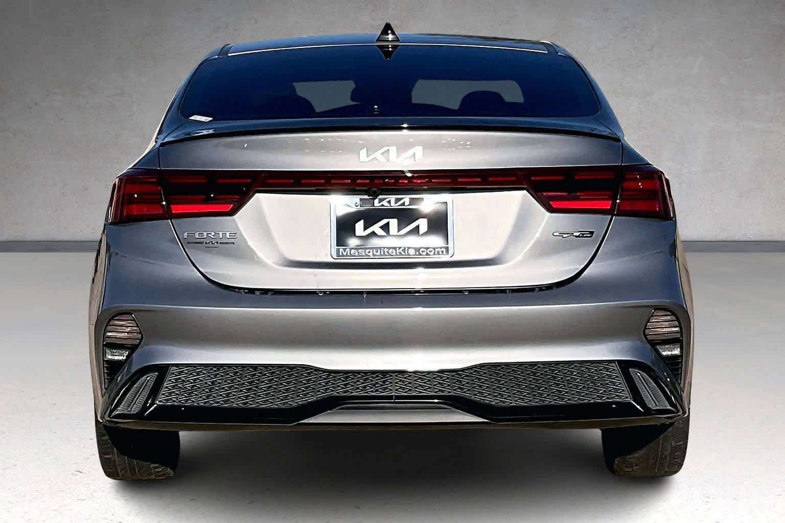 Thumbnail: 2024 Kia Forte - 5