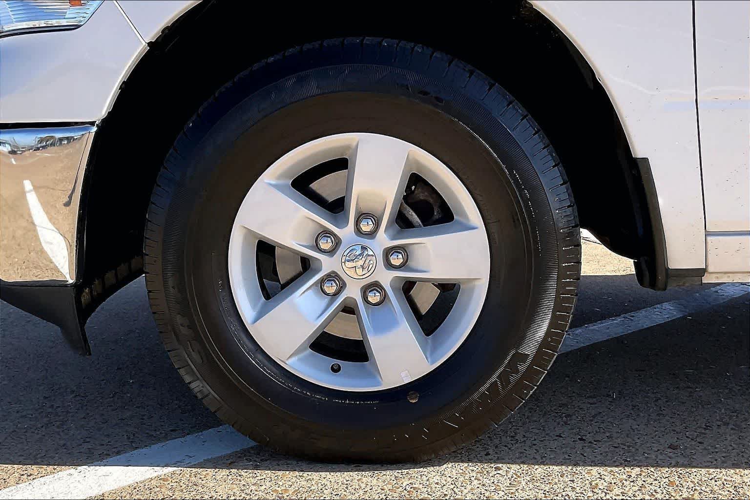 Thumbnail: 2023 RAM 1500 Classic - 8