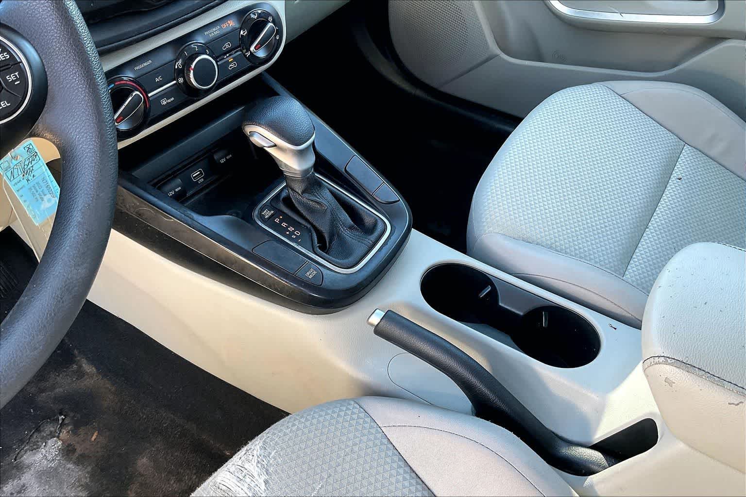 Thumbnail: 2022 Kia Soul - 15