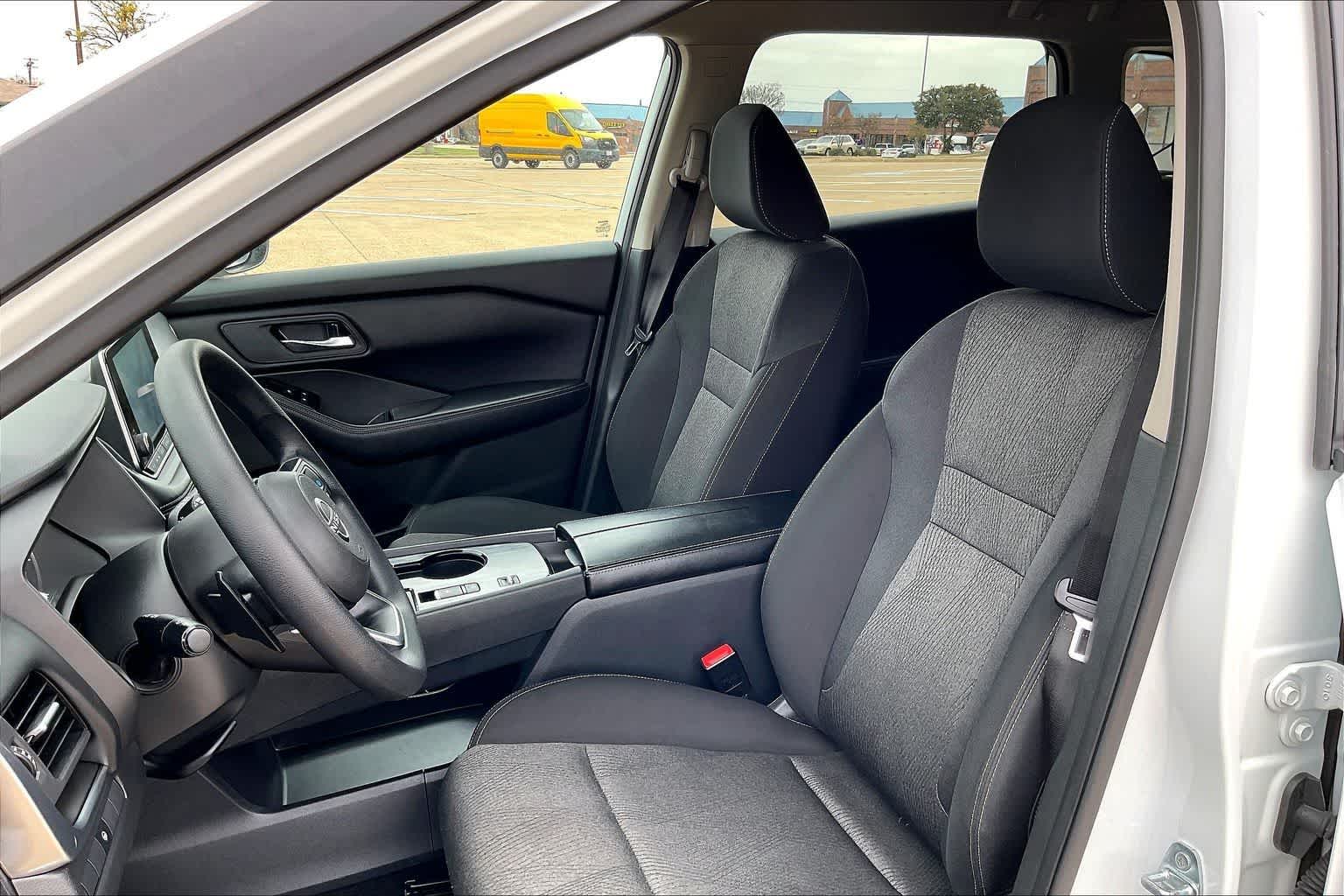 Thumbnail: 2024 Nissan Rogue - 11