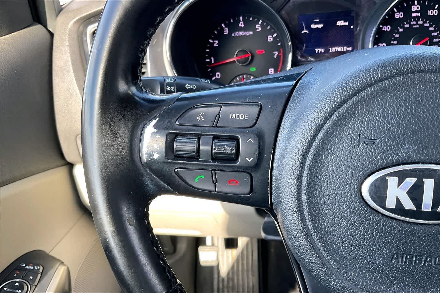 Thumbnail: 2017 Kia Sedona - 23