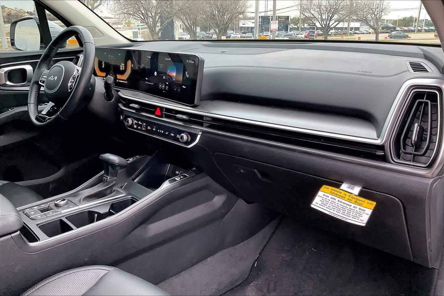 Thumbnail: 2024 Kia Sorento - 22