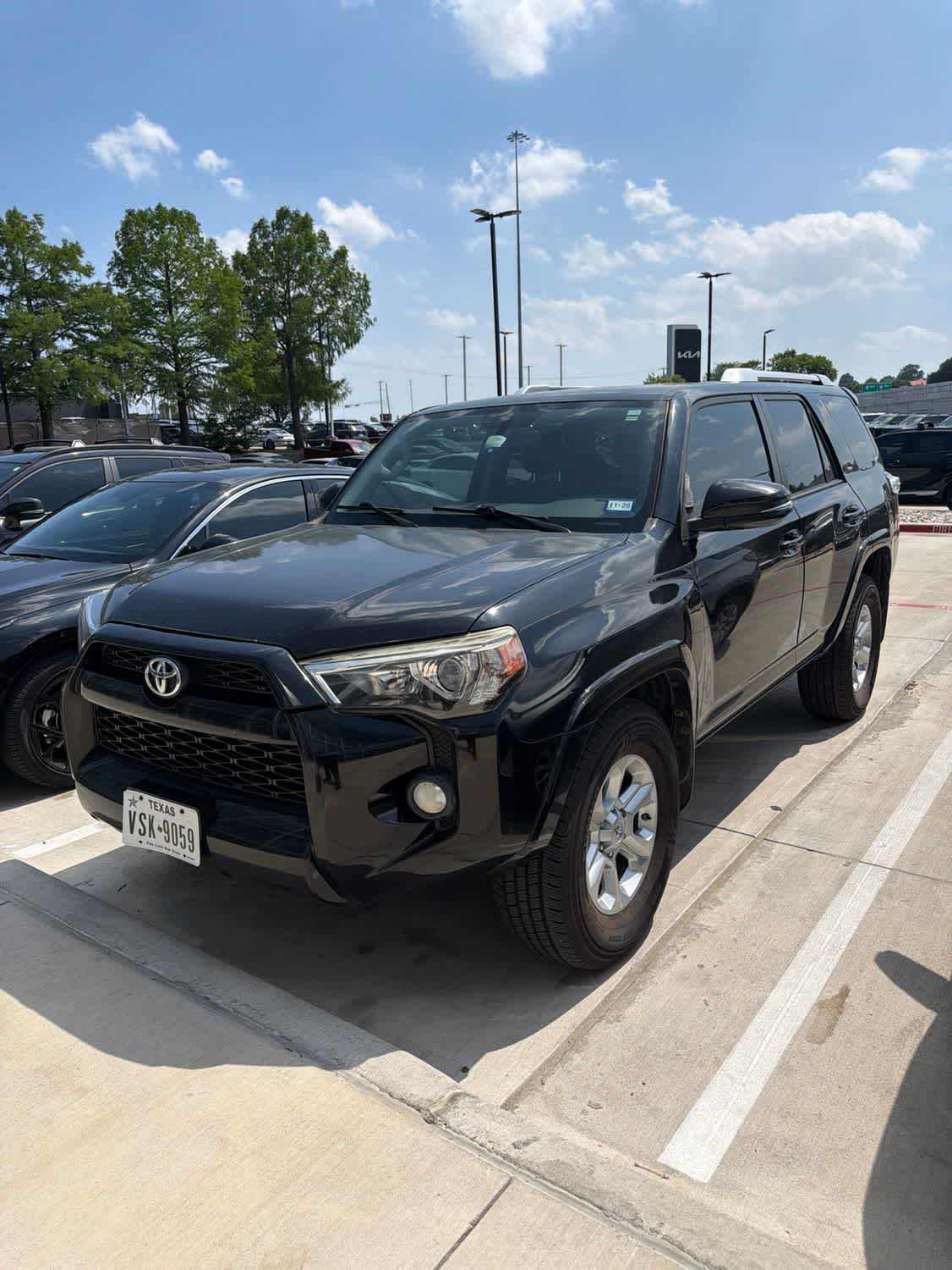 Thumbnail: 2014 Toyota 4Runner - 2