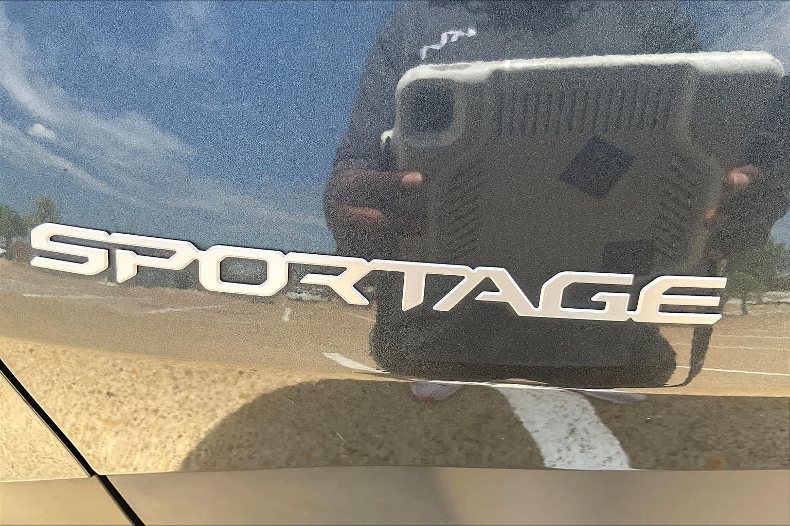 Thumbnail: 2024 Kia Sportage - 7