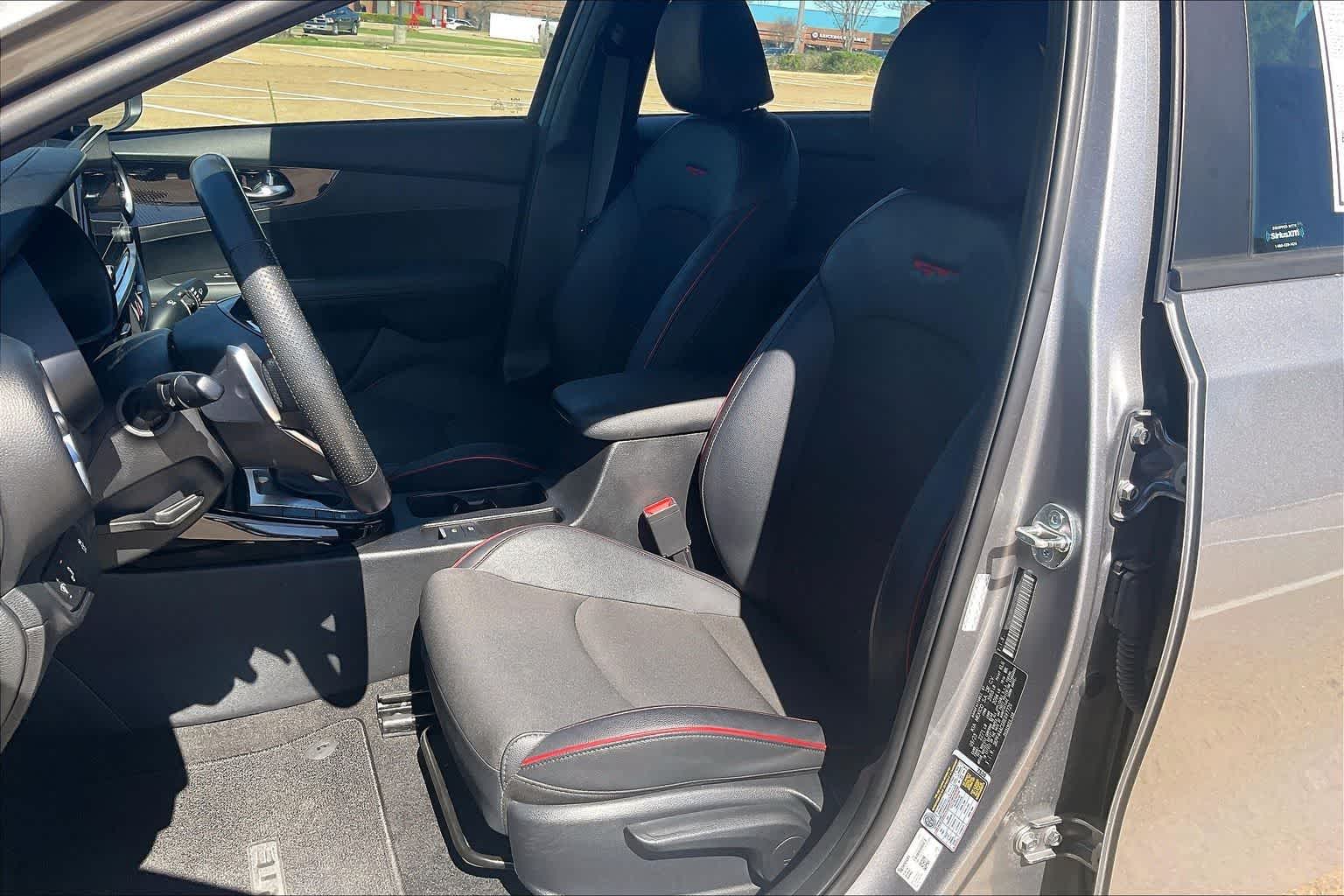 Thumbnail: 2024 Kia Forte - 11