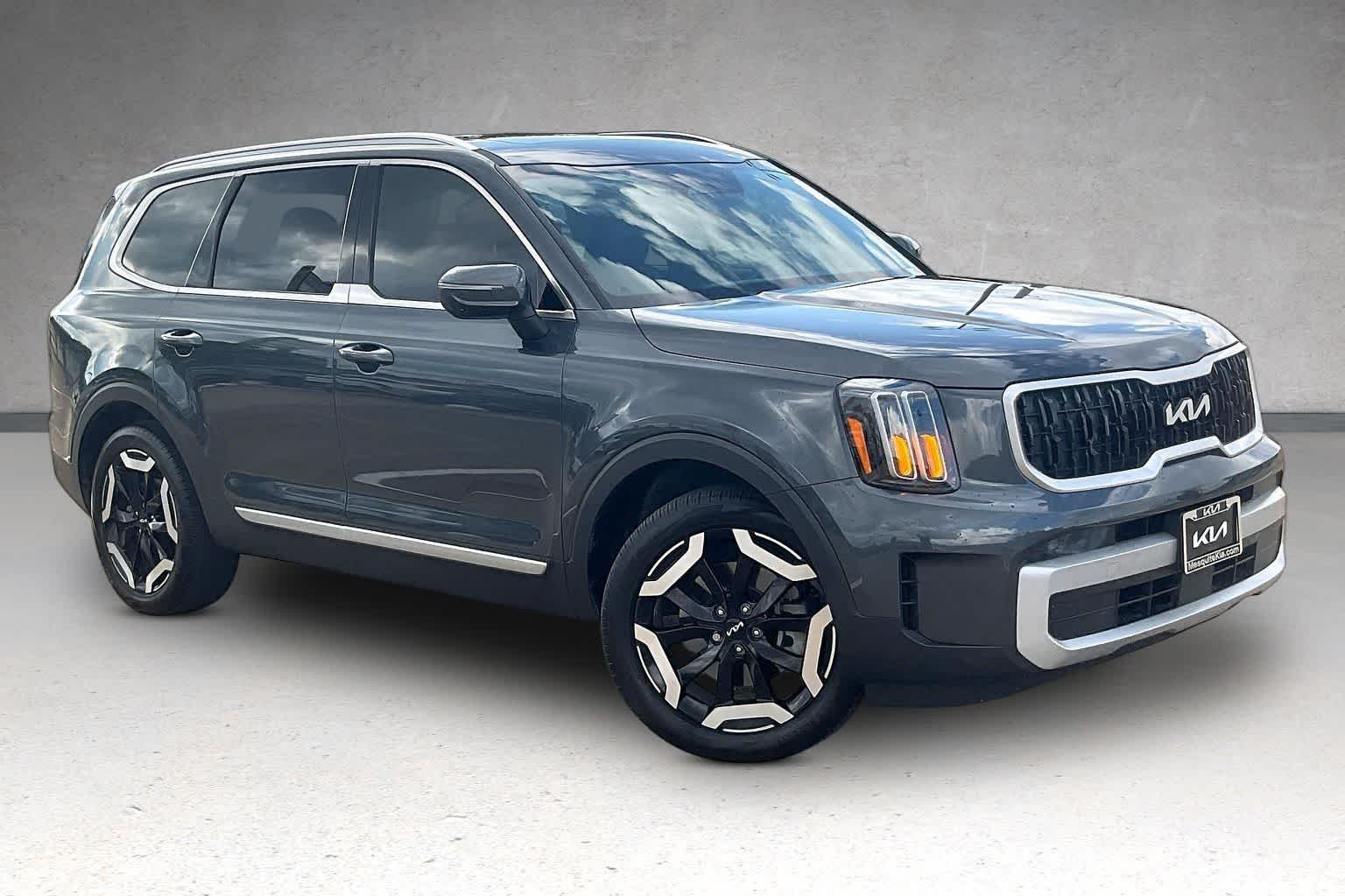 Thumbnail: 2024 Kia Telluride - 18