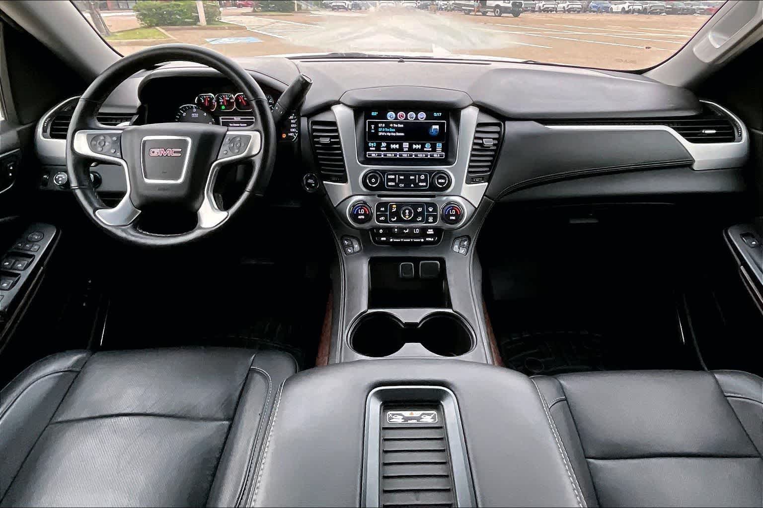 Thumbnail: 2017 GMC Yukon - 8