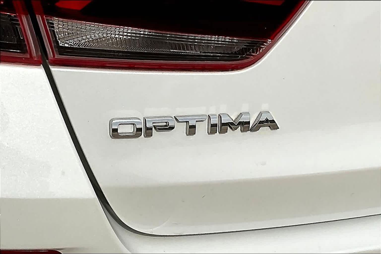 Thumbnail: 2020 Kia Optima - 7