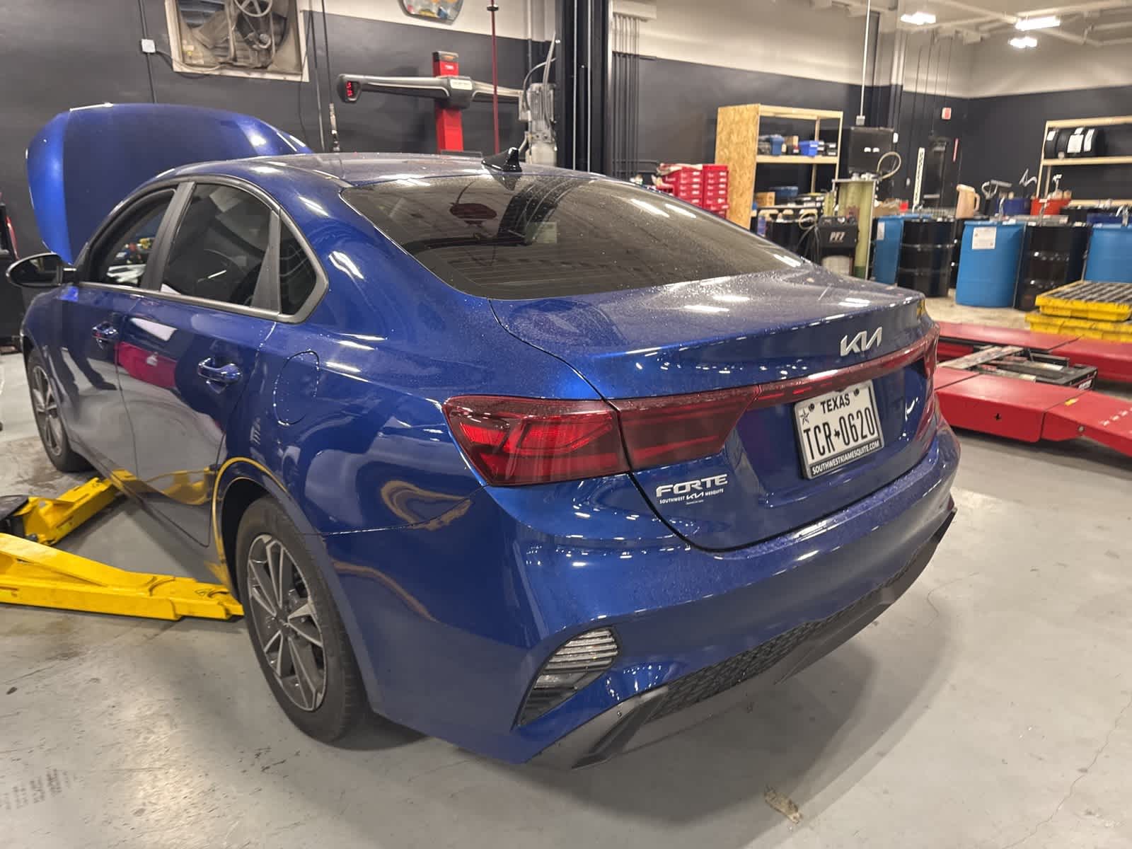 Thumbnail: 2023 Kia Forte - 3