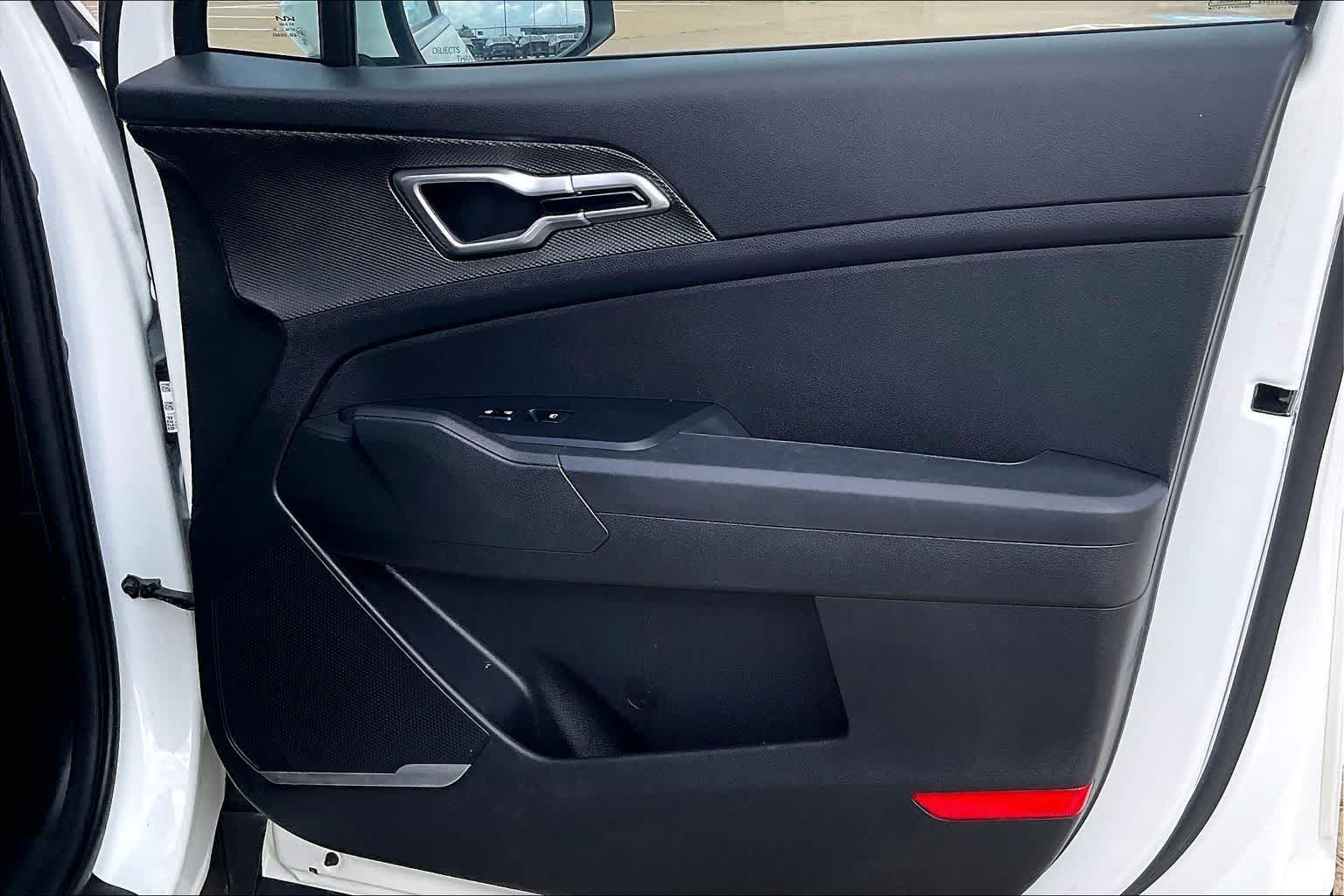 Thumbnail: 2023 Kia Sportage - 28