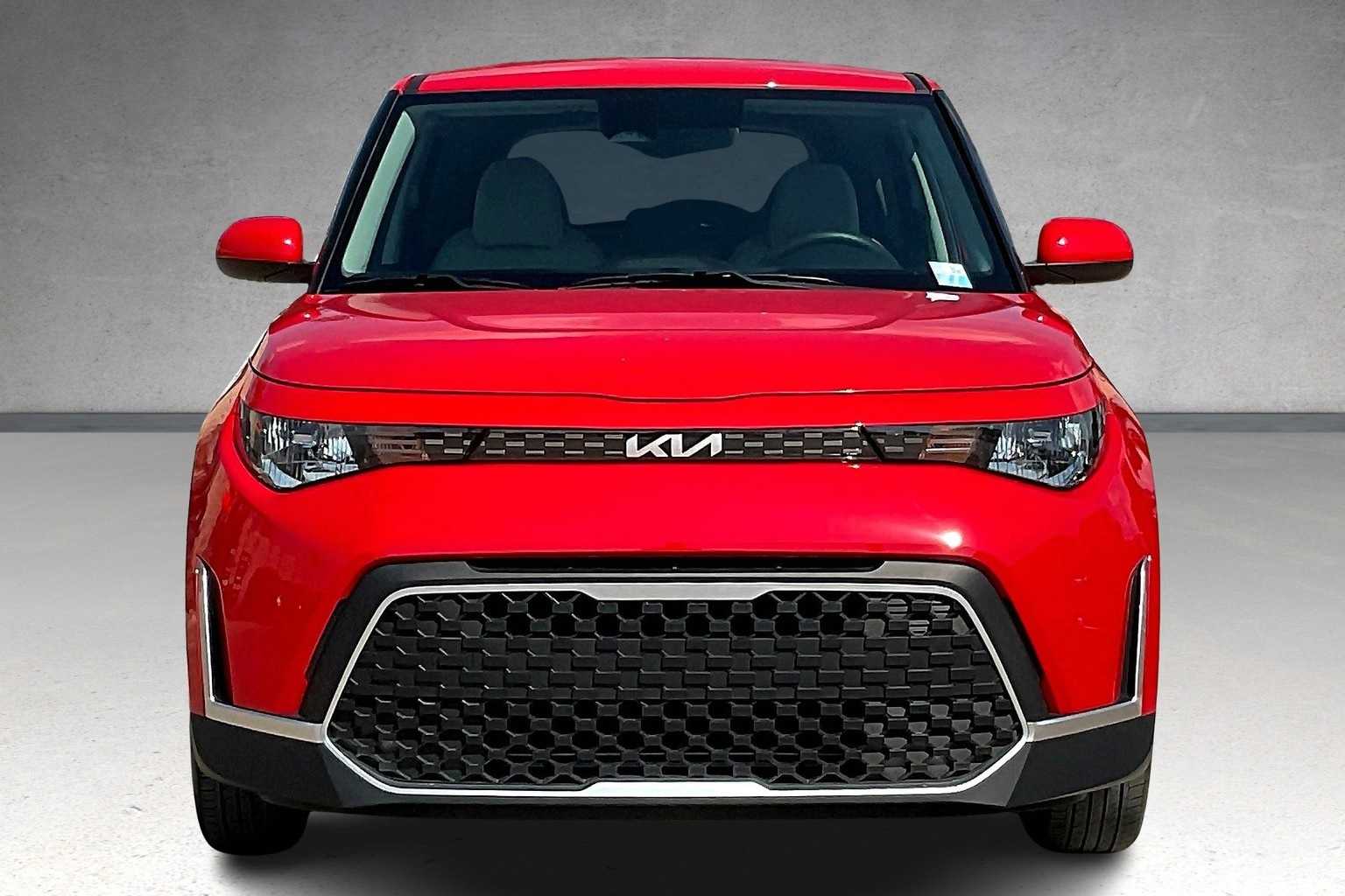 Thumbnail: 2023 Kia Soul - 6