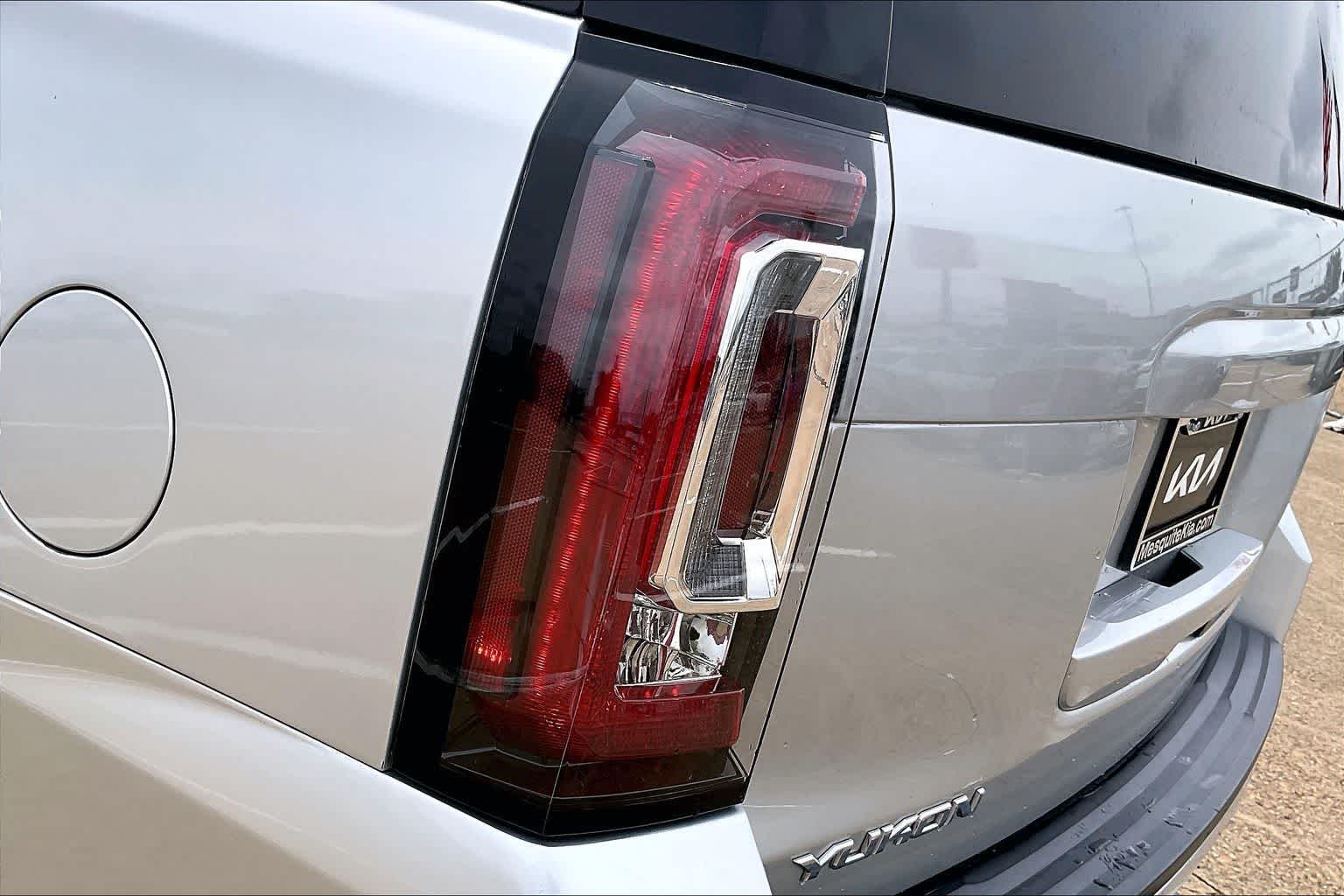 Thumbnail: 2015 GMC Yukon - 30