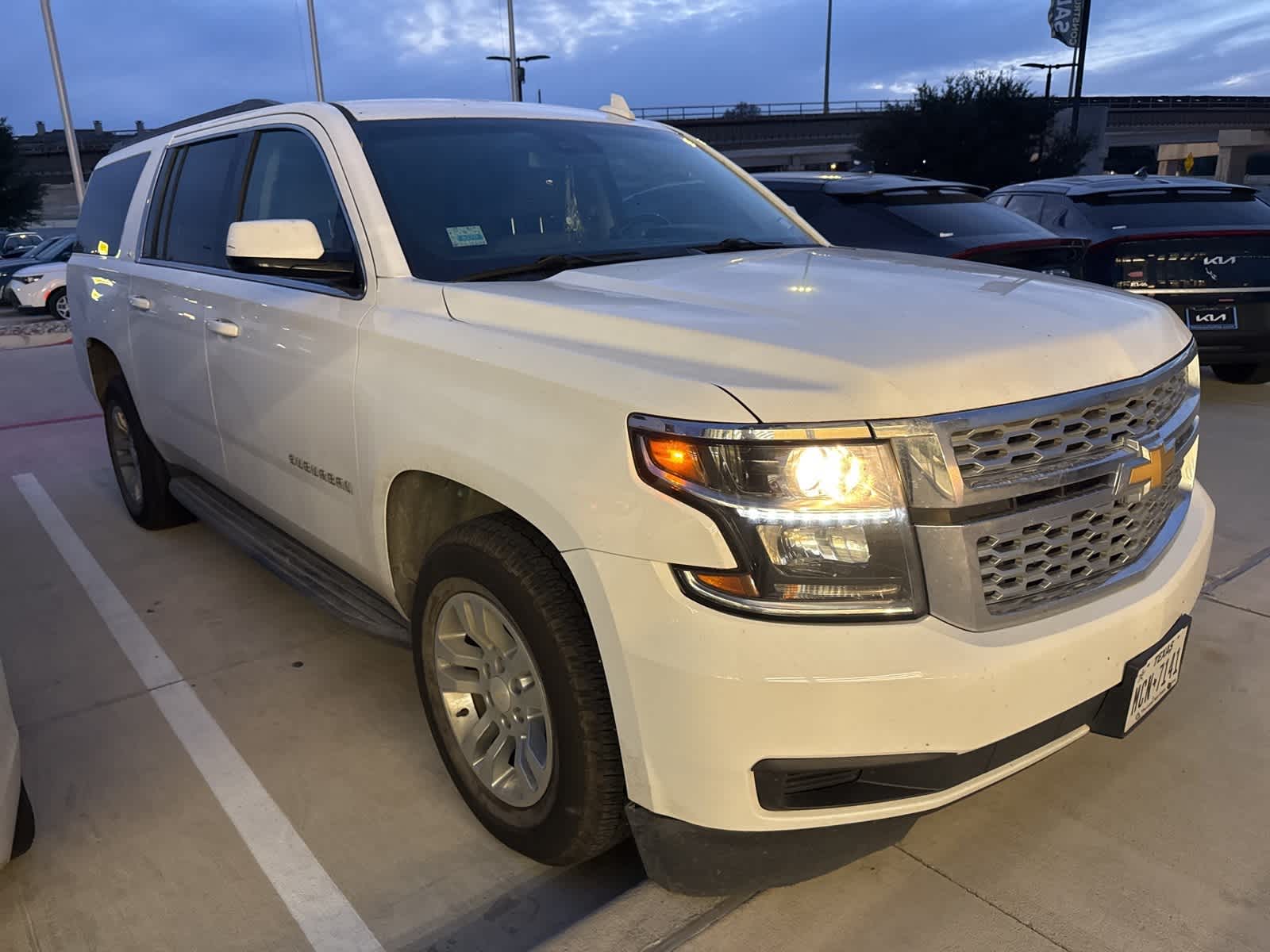 Thumbnail: 2018 Chevrolet Suburban - 3