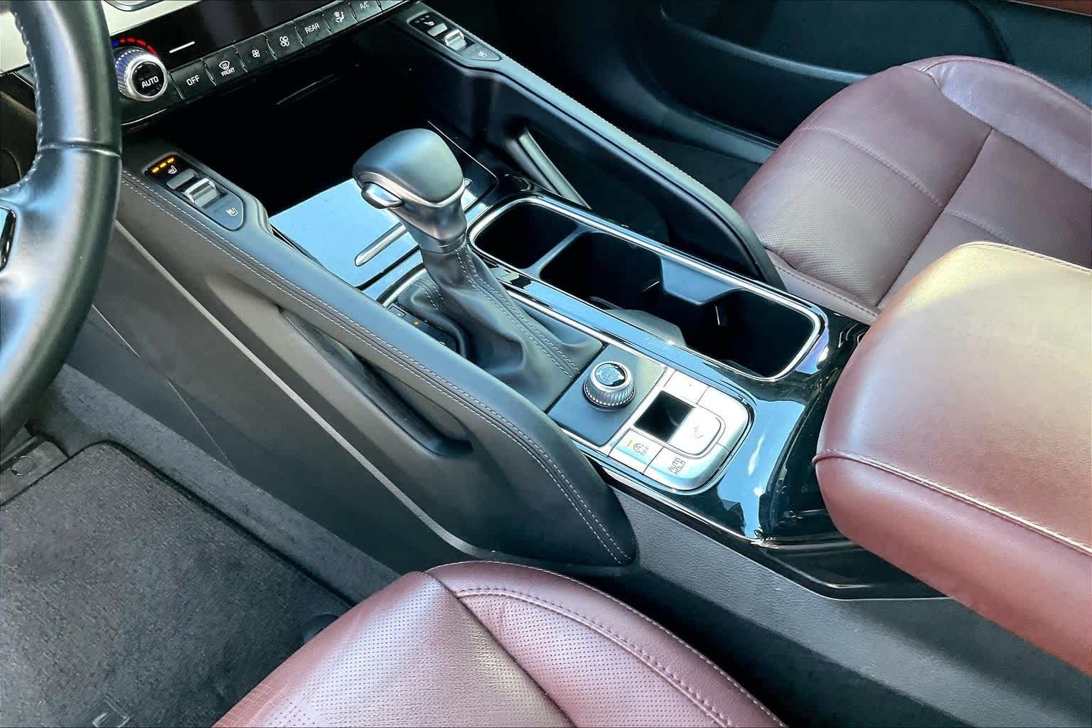 Thumbnail: 2024 Kia Telluride - 15