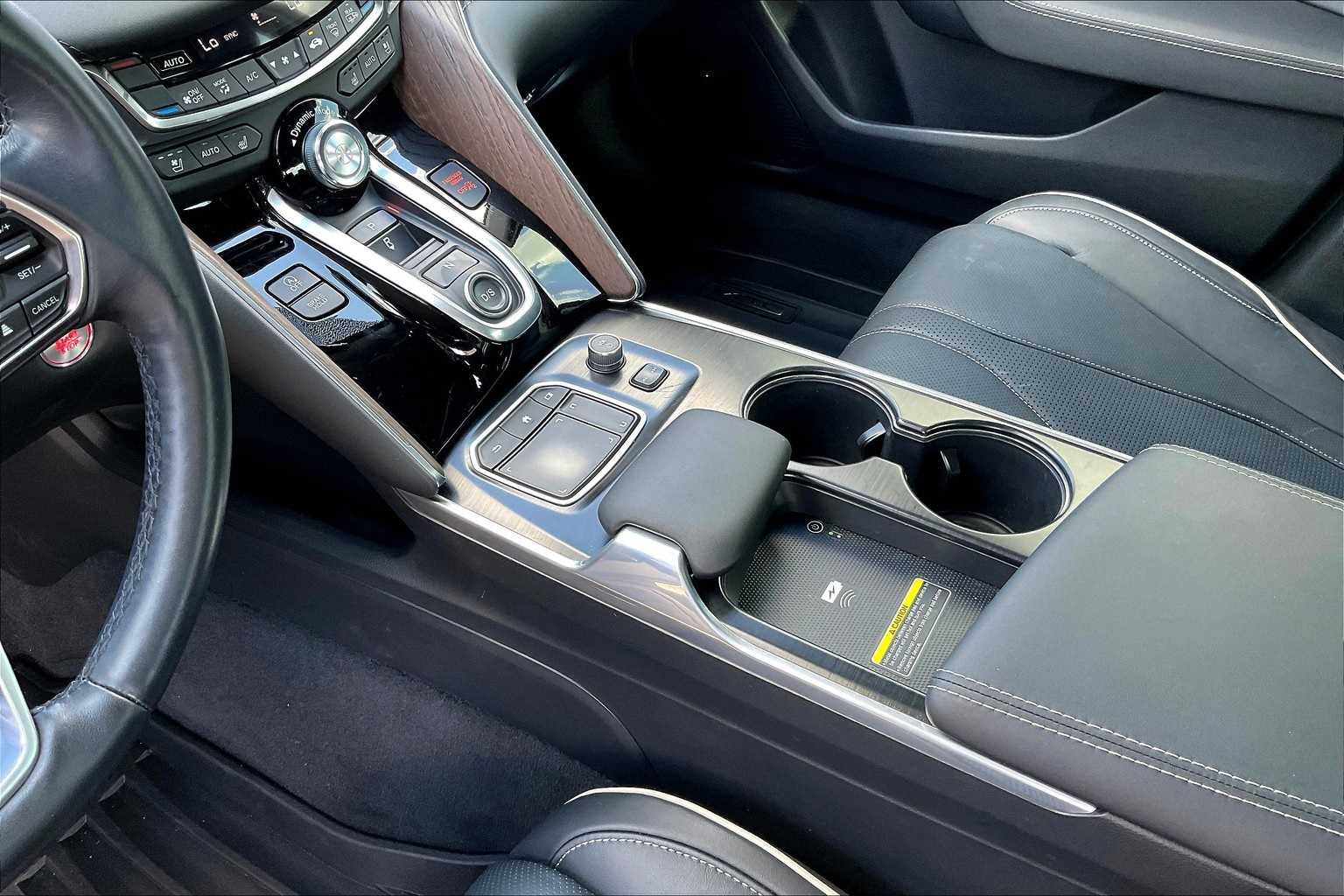 Thumbnail: 2022 Acura TLX - 16