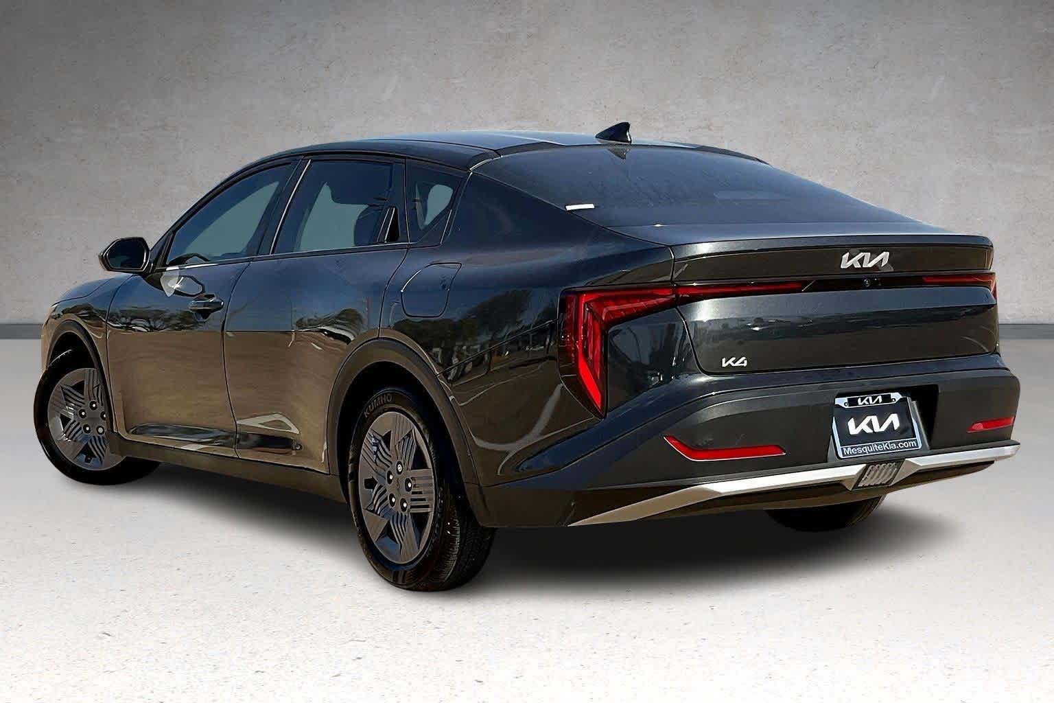 2025 Kia K4 LX photo 4