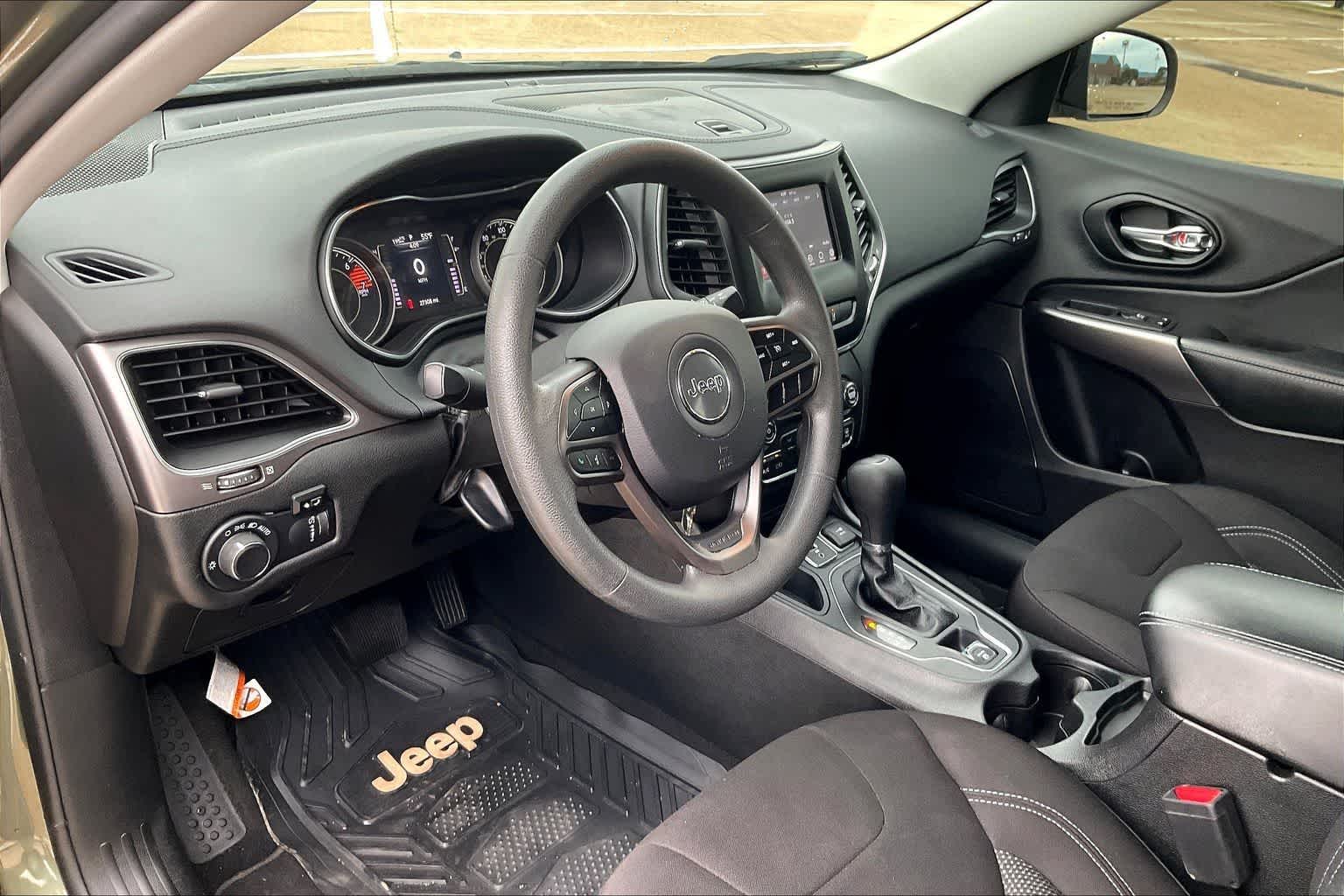 Thumbnail: 2021 Jeep Cherokee - 2