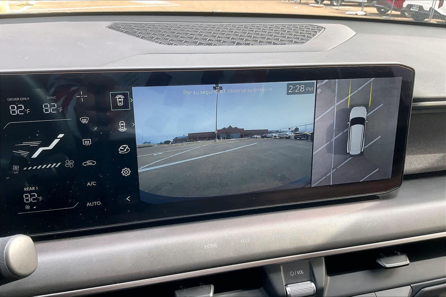 Thumbnail: 2026 Kia EV9 - 25