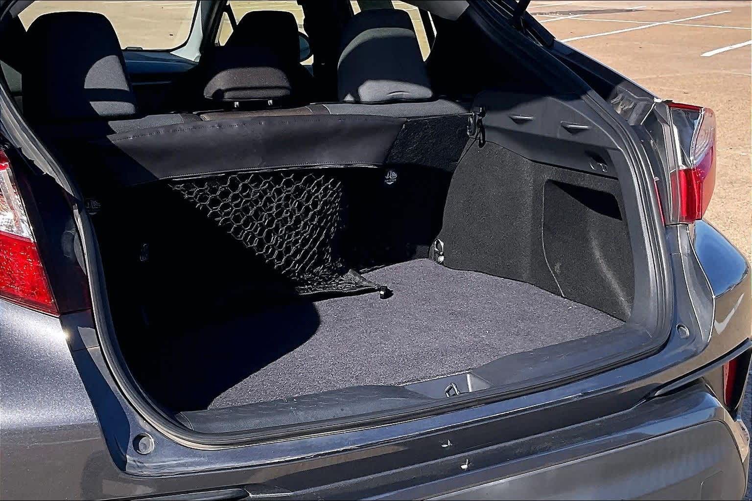 Thumbnail: 2021 Toyota C-HR - 17