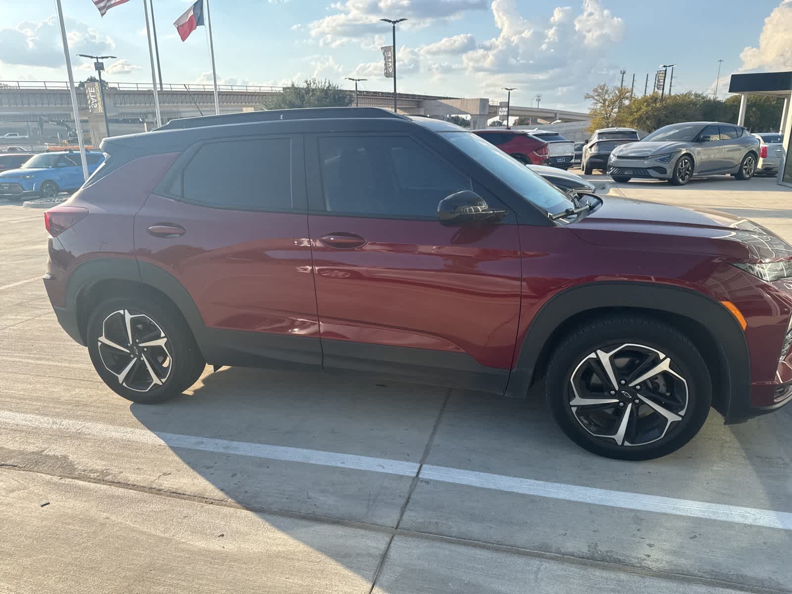 Thumbnail: 2023 Chevrolet TrailBlazer - 7