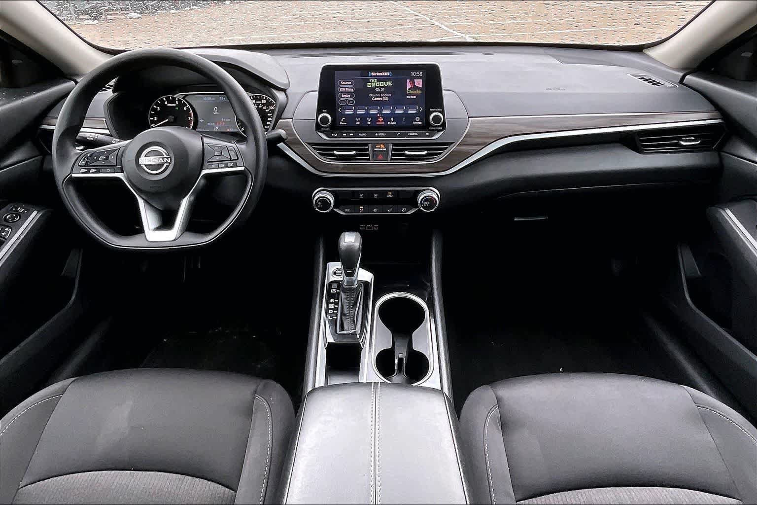 Thumbnail: 2024 Nissan Altima - 10