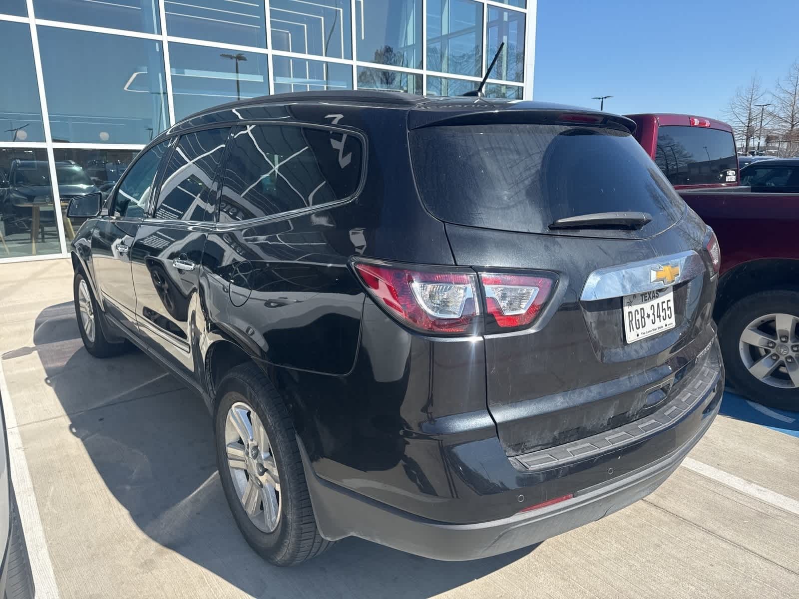 Thumbnail: 2014 Chevrolet Traverse - 4