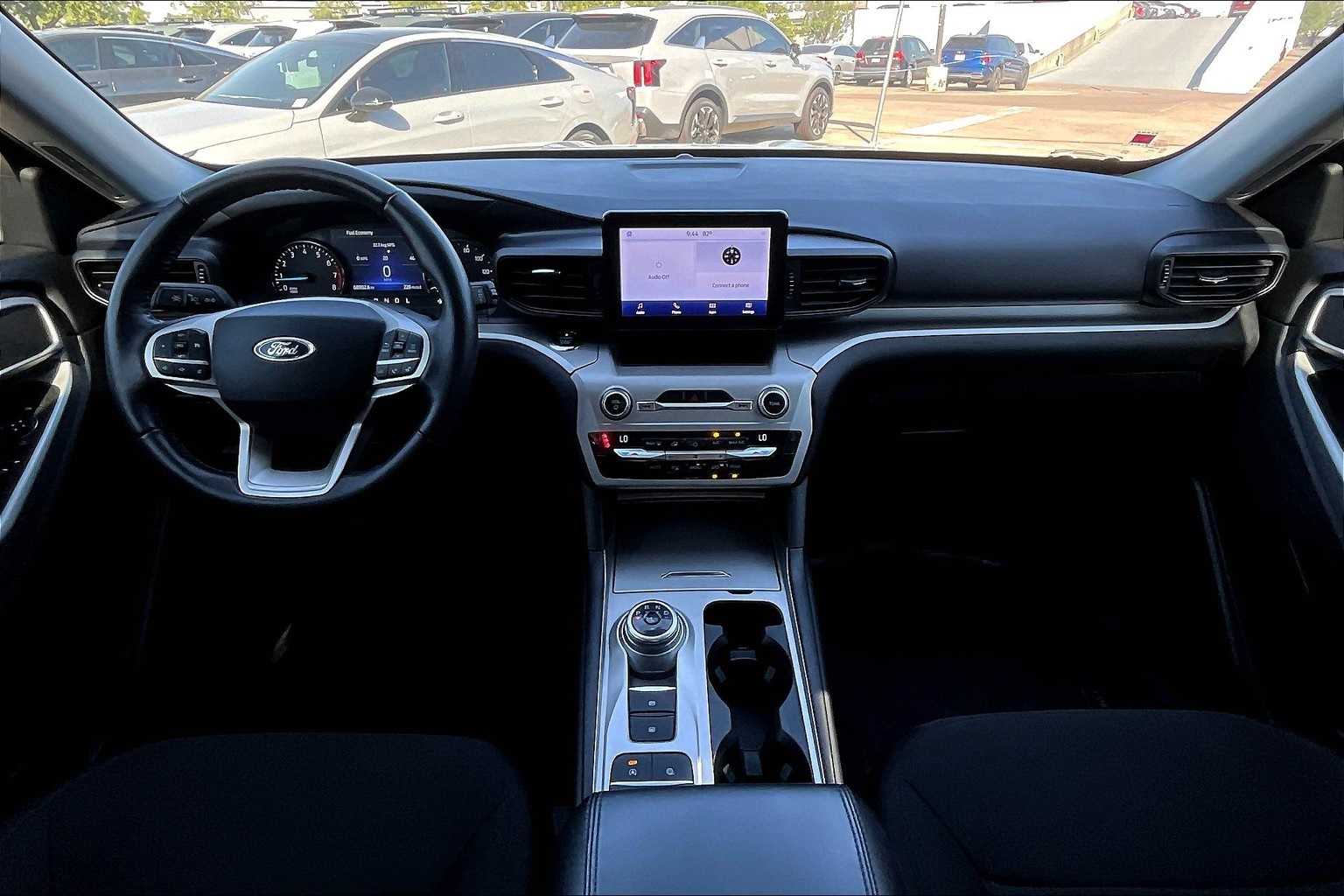 Thumbnail: 2021 Ford Explorer - 10