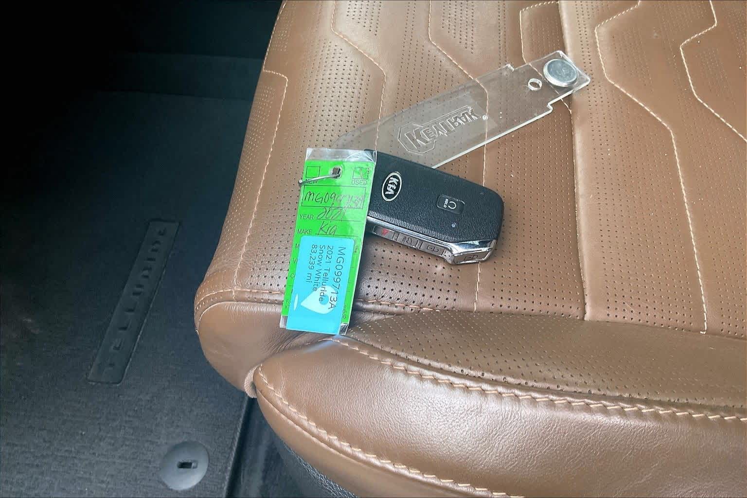 Thumbnail: 2021 Kia Telluride - 19