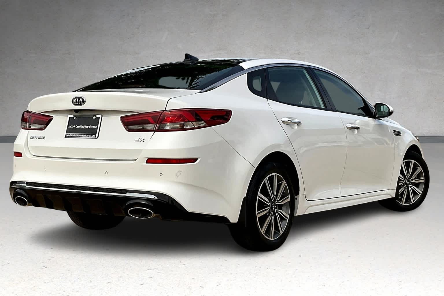 Thumbnail: 2020 Kia Optima - 22