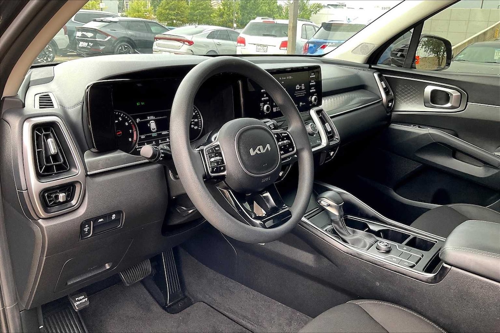 Certified 2023 Kia Sorento LX SUV