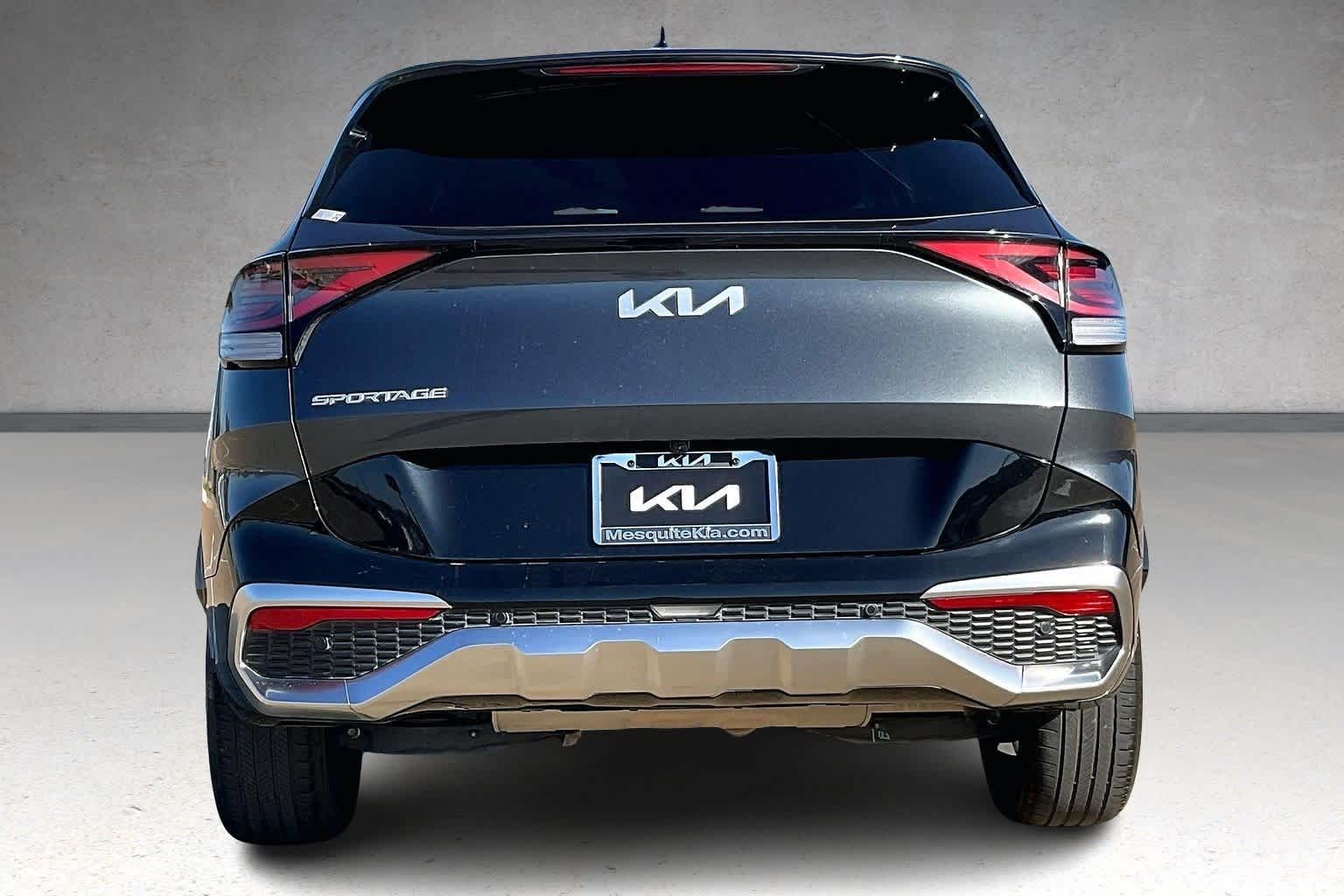 Thumbnail: 2023 Kia Sportage - 5