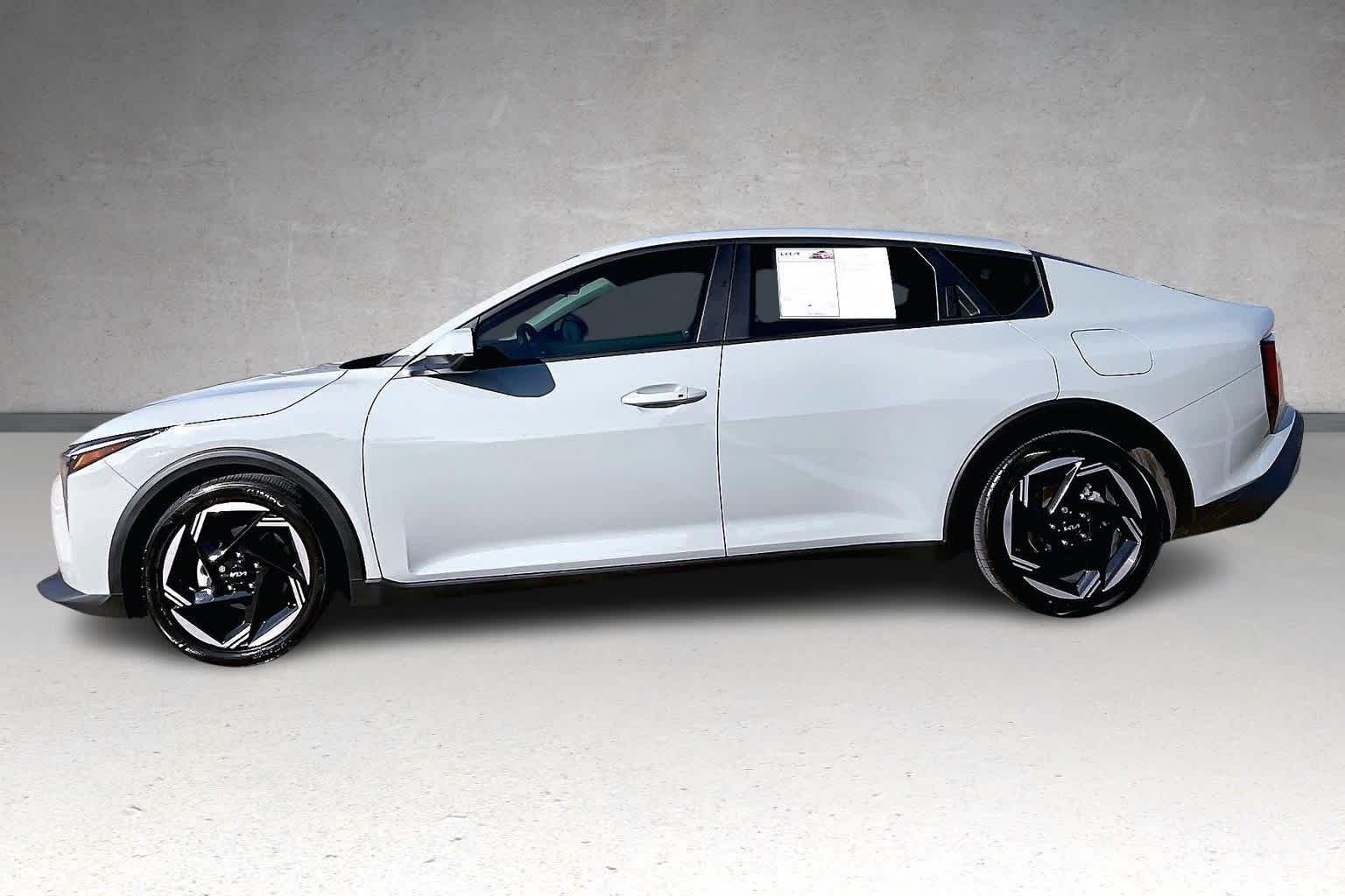 Thumbnail: 2025 Kia K4 - 3