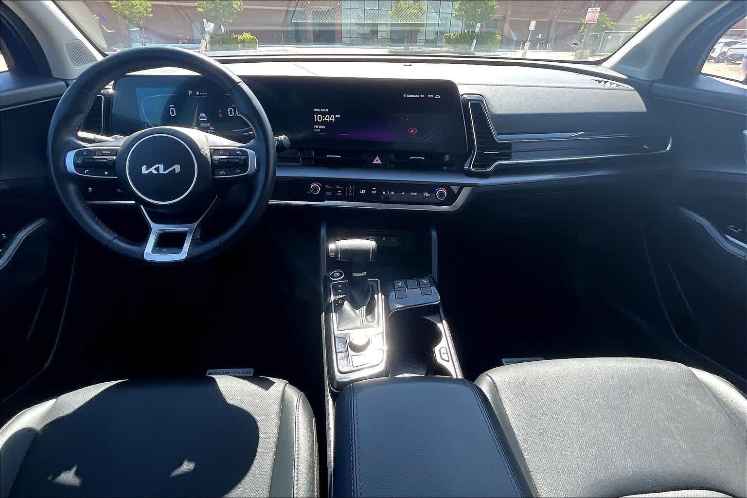 Thumbnail: 2025 Kia Sportage - 10