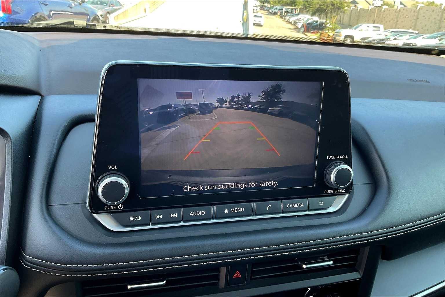 Thumbnail: 2023 Nissan Rogue - 25