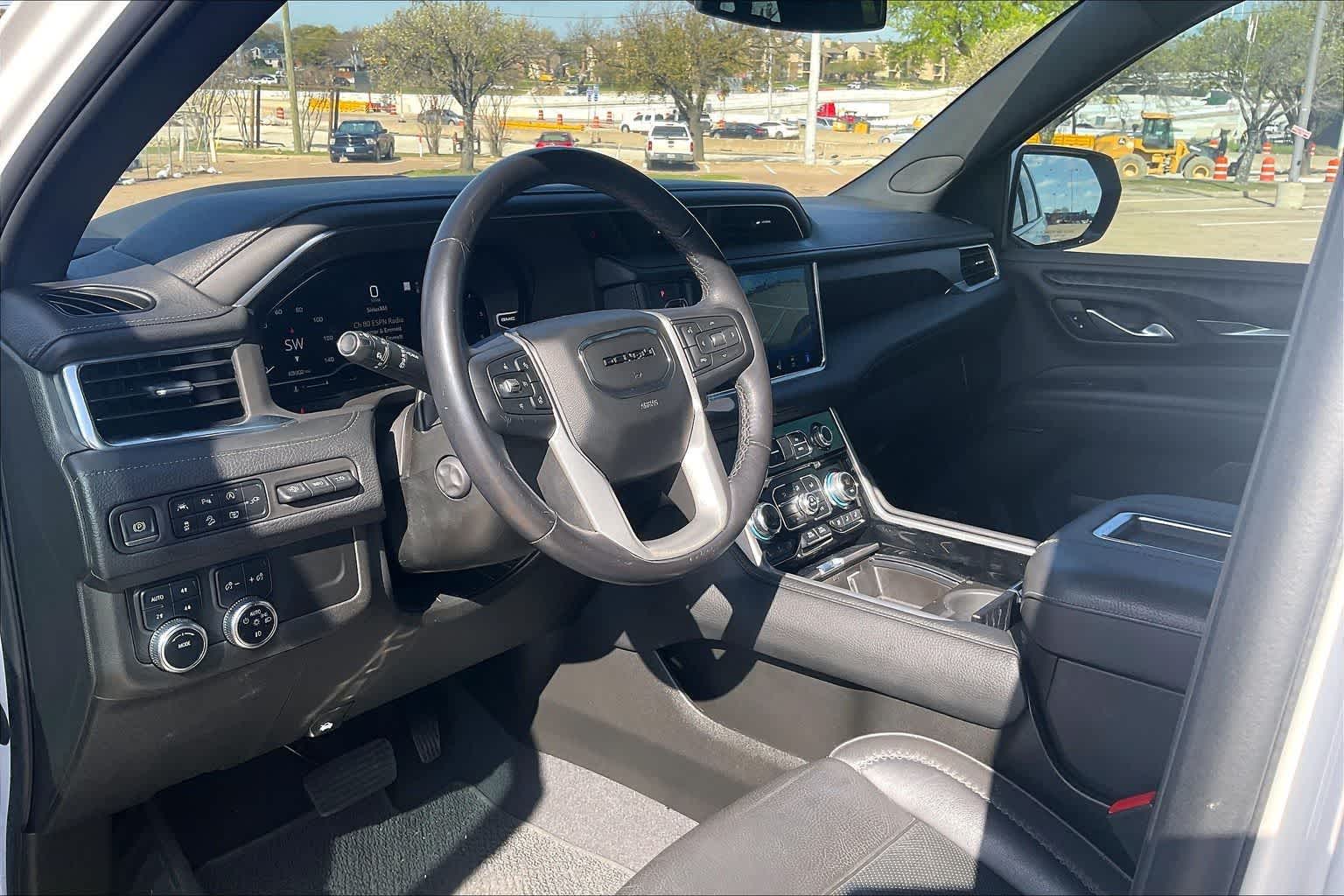 Thumbnail: 2022 GMC Yukon XL - 2