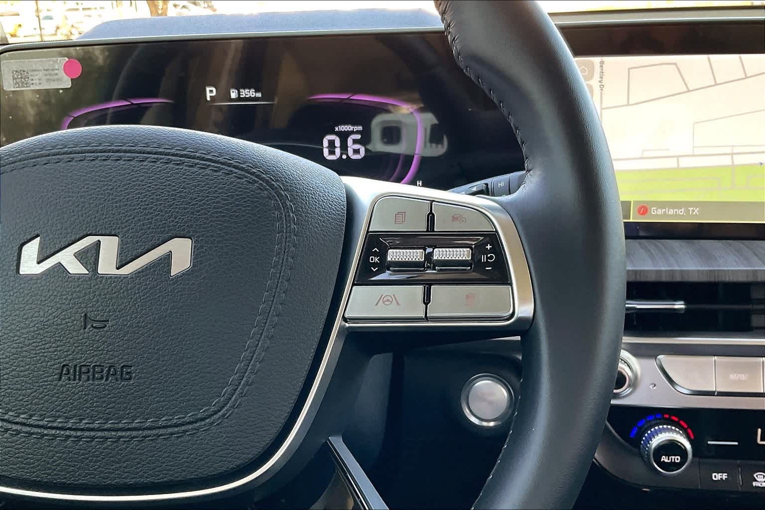 Thumbnail: 2024 Kia Telluride - 25